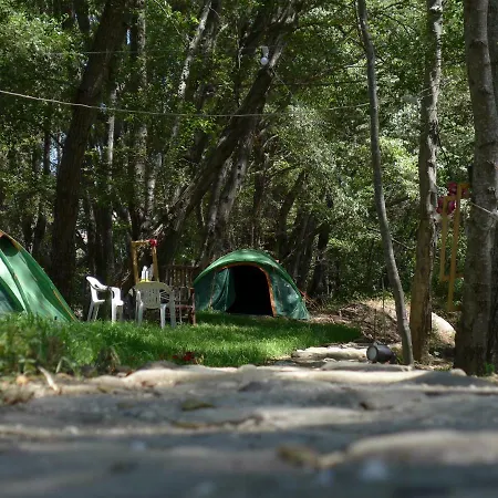Theano Skarfos River Park 豪华帐篷 *